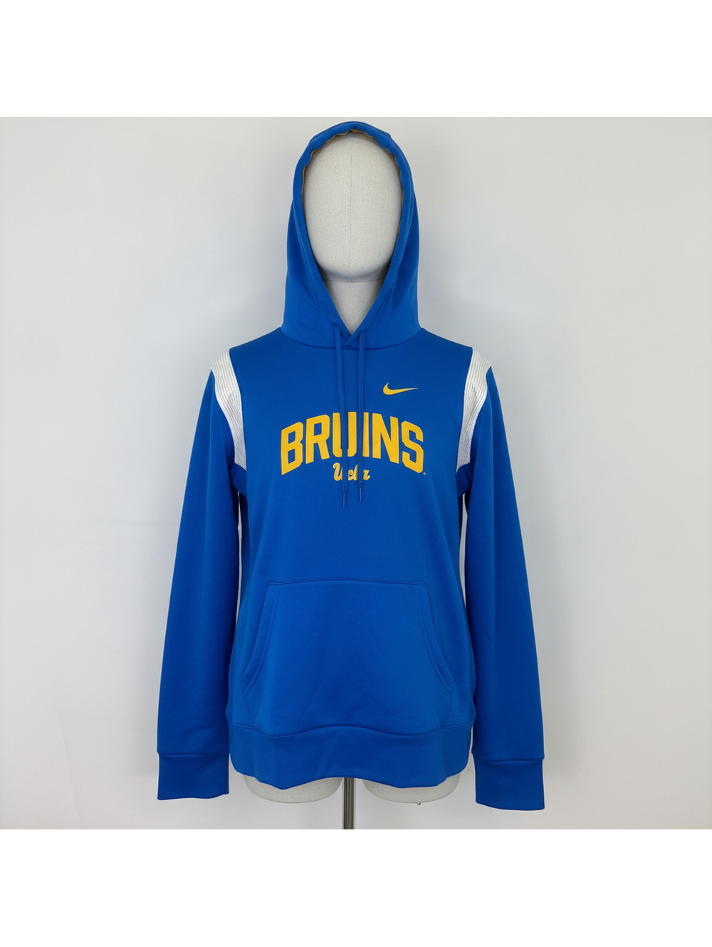 Nike Therma Fit  UCLA Bruins men’s small pullover hoodie
